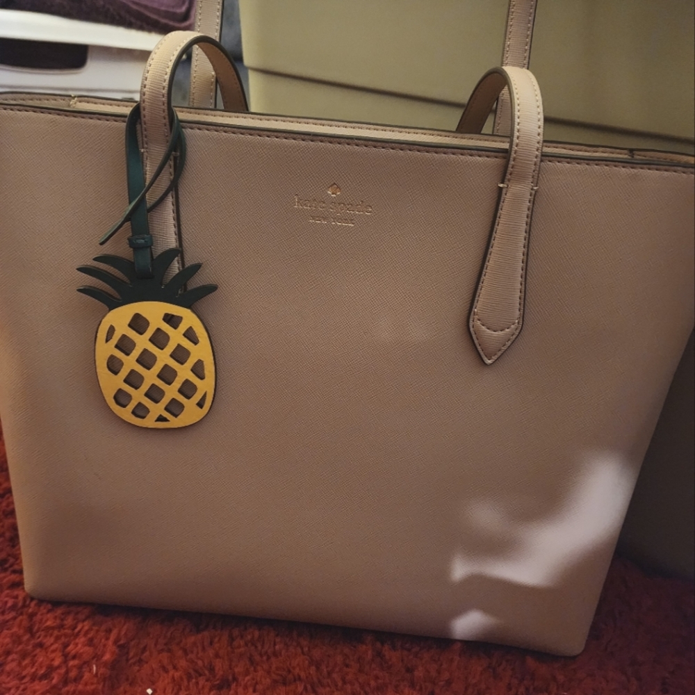 Kate Spade Medium Tote